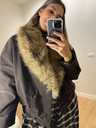 ABRIGO ACOLCHADO CUELLO PELO