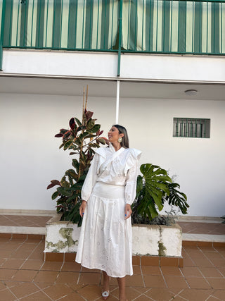CONJUNTO VOLANTES BORDADO