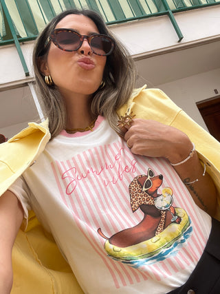 CAMISETA ESTAMPADA CUELLO PUNTO