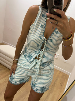 CONJUNTO LAZO BORDADO