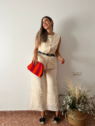 PANTALÓN FLUIDO BORDADO