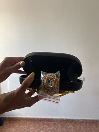 BOLSO CAJA CIERRE DORADO