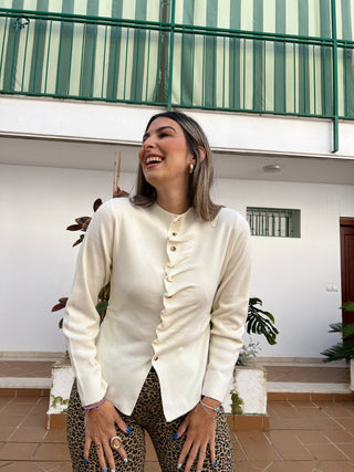 CÁRDIGAN FRUNCE BOTONES