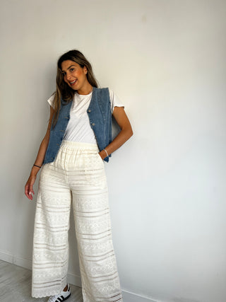 PANTALÓN FLUIDO BORDADO