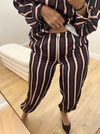 CONJUNTO SATINADO RAYAS