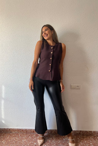 PANTALÓN EFECTO PIEL